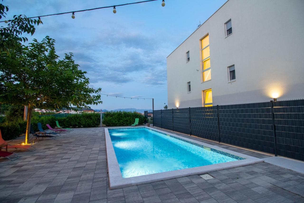 Bulli Croatia Otel Donji Seget Dış mekan fotoğraf